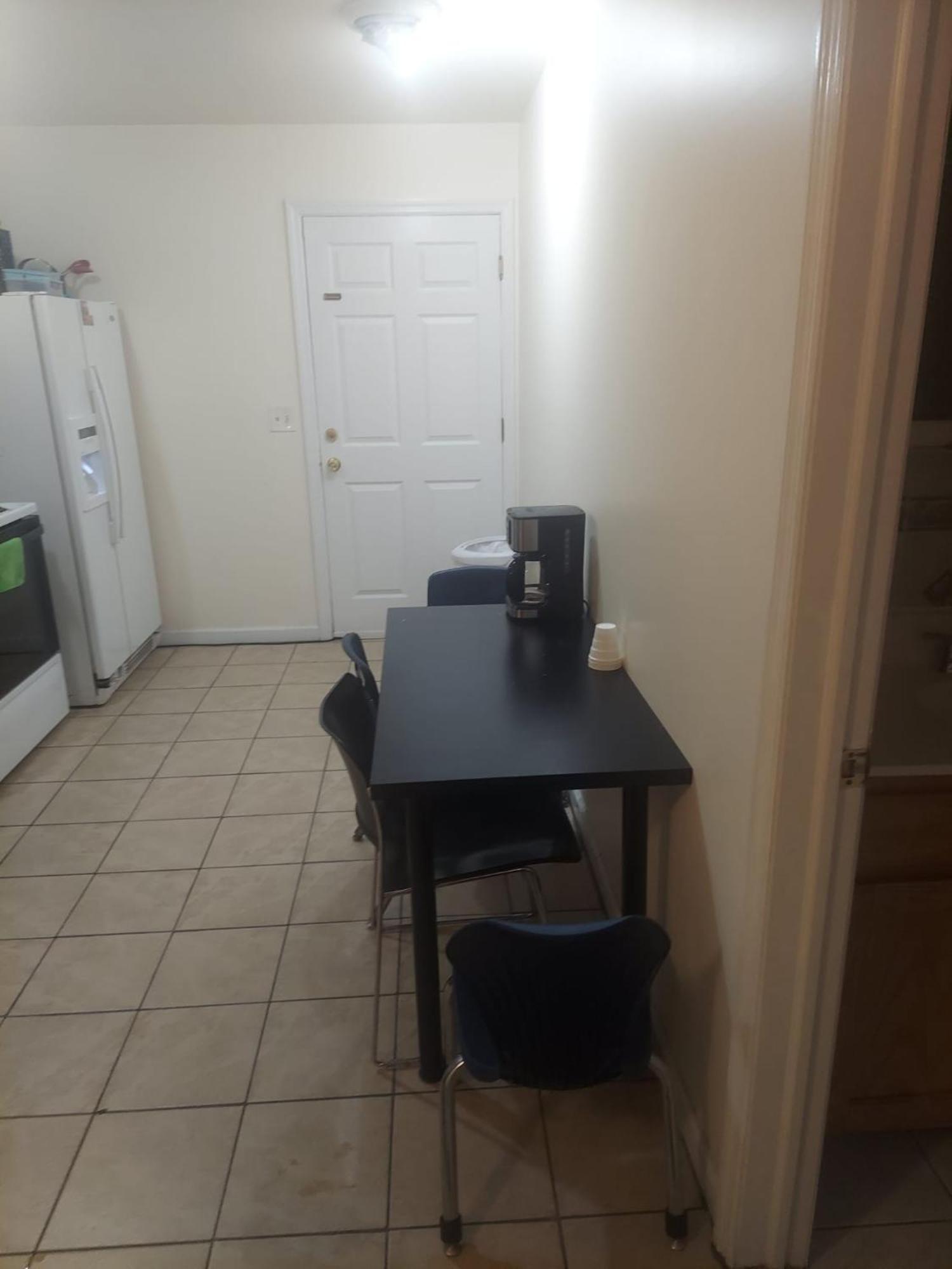 Crystal Room 1 Guest House Near 12Mins To Ewr Airport / Prudential / Njit / Penn Station Newark Exterior foto